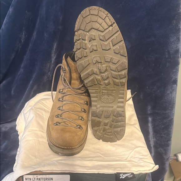 Danner stumptown mountain light patterson VERY RARE SPECIAL EDITION main image 5